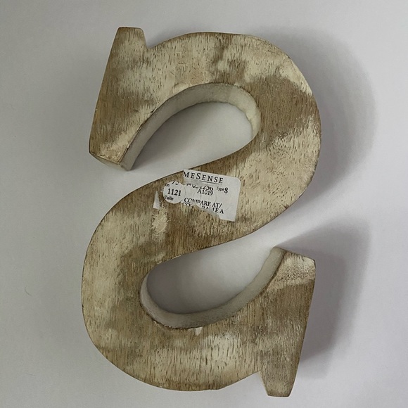 “S” Monogram Decor/Bookend 📚 💕3 items for $20💕 - Picture 4 of 4